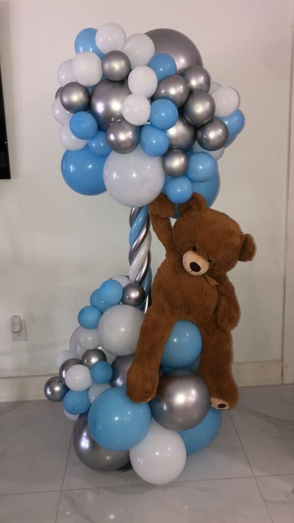 7 - Teddy Bear Tower - SkyHighBalloons305 - Miami FL