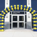 9 Balloon Arch Exterior 2 - SkyHighBalloons305 - Miami FL